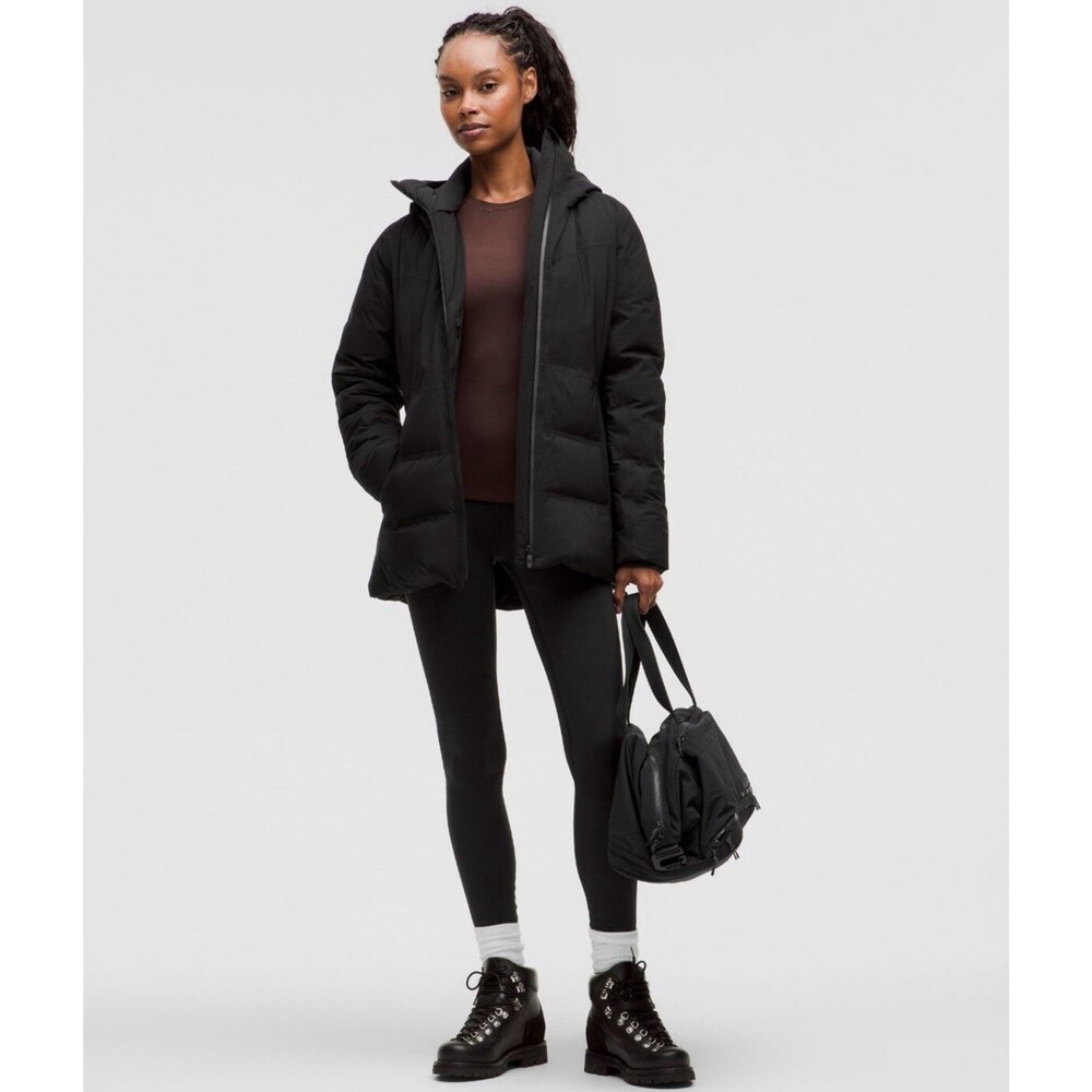 Lululemon StretchSeal Sleet Street 600-Down- Fill Jacket Sz 0 Black NWT